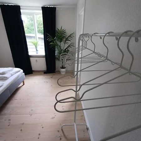 2 Bedroom A Free Parking *